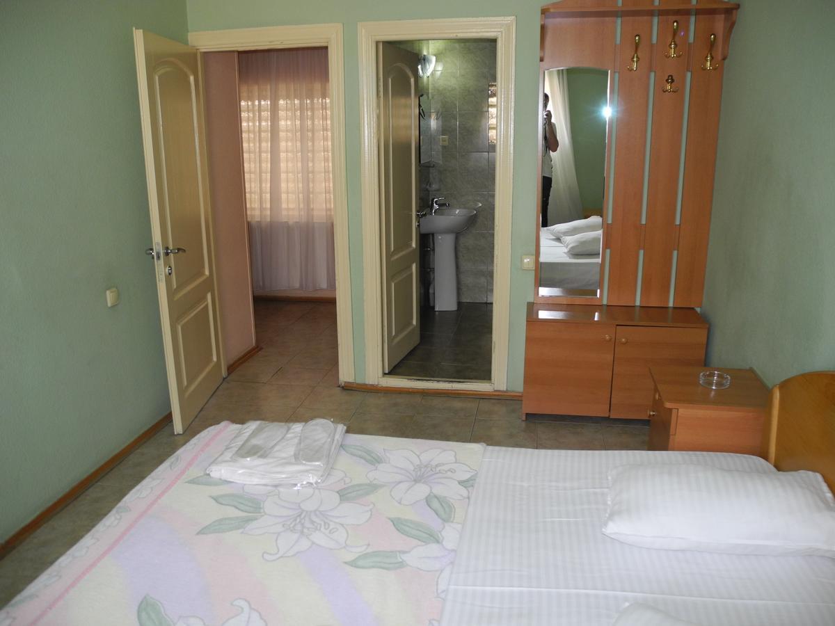 Hotel Sachveno ティビリシ エクステリア 写真